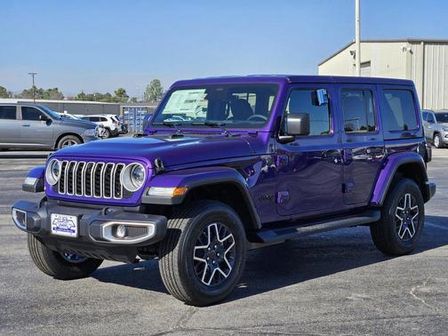 2026 Jeep Wrangler 4-Door Sahara 4x4