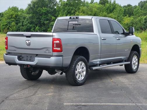 2023 RAM 2500 Laramie Crew Cab 4x4 6'4' Box