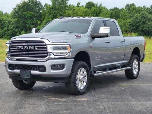 2023 RAM 2500 Laramie Crew Cab 4x4 6'4' Box