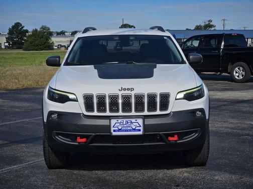 Bright White Clearcoat 2019 Jeep Cherokee Trailhawk