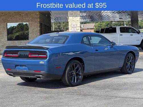 2022 Dodge Challenger SXT