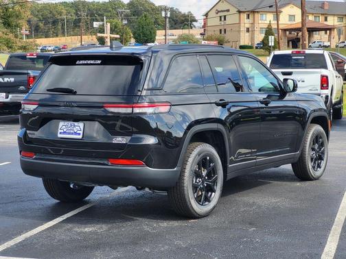 2025 Jeep Grand Cherokee Altitude