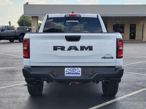 2026 RAM 1500 Warlock Crew Cab 4x4 5'7' Box