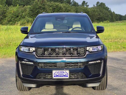 Fathom Blue Pearlcoat 2026 Jeep Grand Cherokee Limited