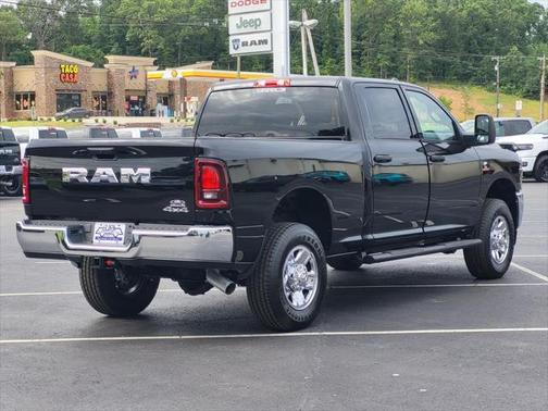 2025 RAM 2500 Tradesman Crew Cab 4x4 6'4' Box