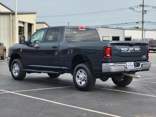 2025 RAM 2500 Tradesman Crew Cab 4x4 6'4' Box