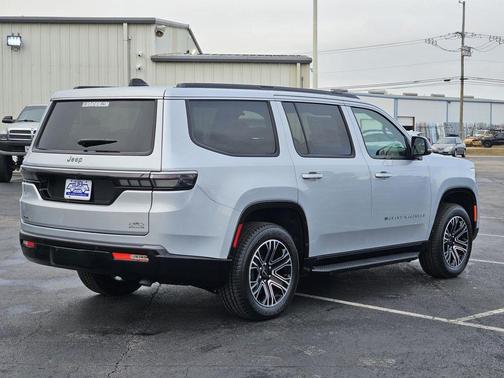 2026 Jeep Grand Wagoneer 4x4