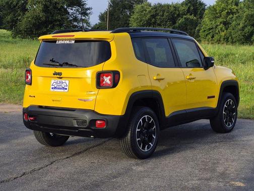 Solar Yellow Clearcoat 2023 Jeep Renegade Trailhawk