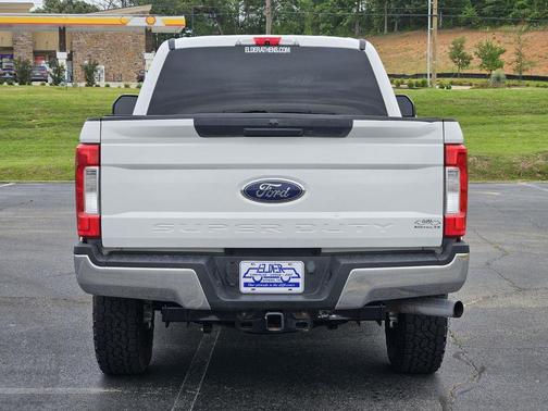 Oxford White 2019 Ford F-250 XL