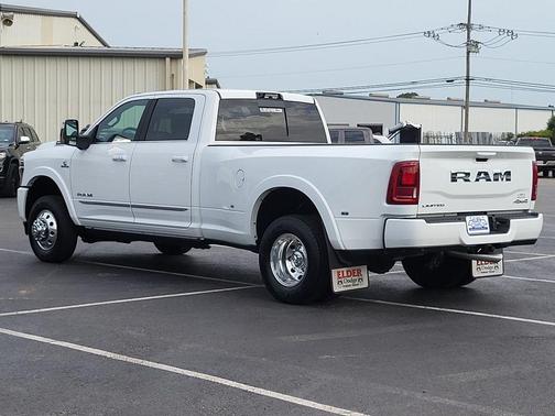 2025 RAM 3500 Limited Crew Cab 4x4 8' Box