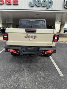 2020 Jeep Gladiator Mojave 4X4