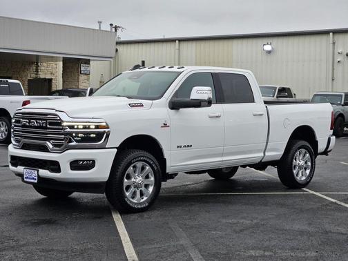 2026 RAM 2500 Laramie Crew Cab 4x4 6'4' Box