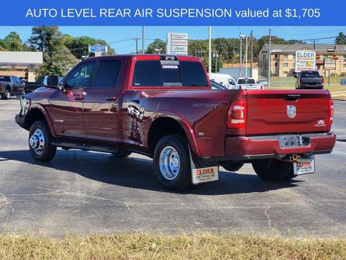 2022 RAM 3500 Laramie Crew Cab 4x4 8' Box