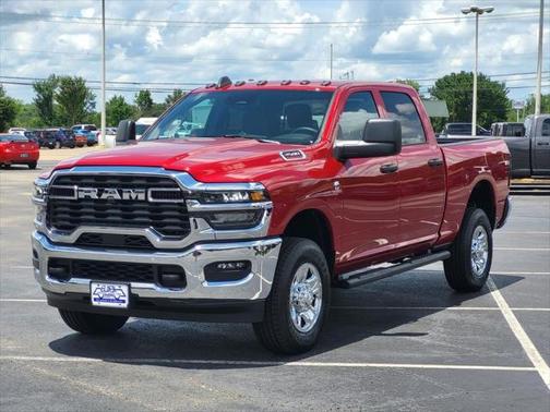 2025 RAM 2500 Tradesman Crew Cab 4x4 6'4' Box
