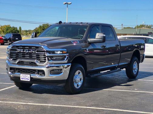 Granite Crystal Metallic Clearcoat 2026 RAM 3500 Tradesman