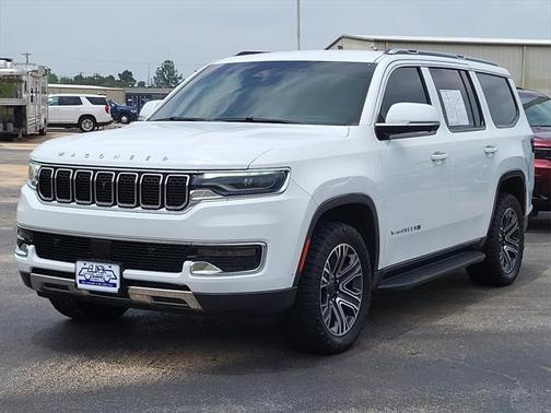 2022 Jeep Wagoneer Series III 4x4