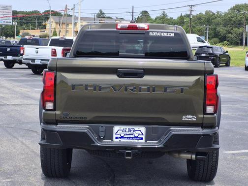 Harvest Bronze Metallic 2023 Chevrolet Colorado Trail Boss