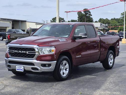 Delmonico Red Pearlcoat 2022 RAM 1500 Big Horn/Lone Star
