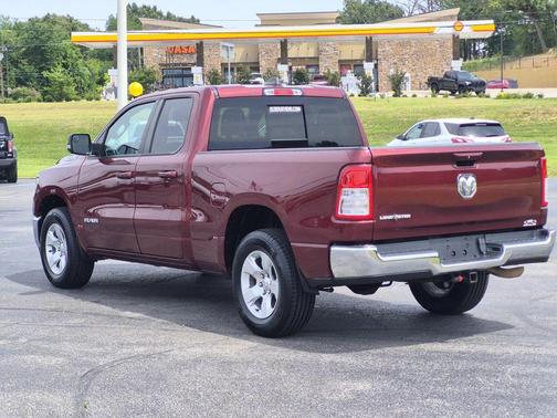 Delmonico Red Pearlcoat 2022 RAM 1500 Big Horn/Lone Star