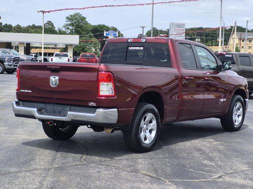 Delmonico Red Pearlcoat 2022 RAM 1500 Big Horn/Lone Star