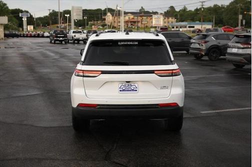 2025 Jeep Grand Cherokee Altitude