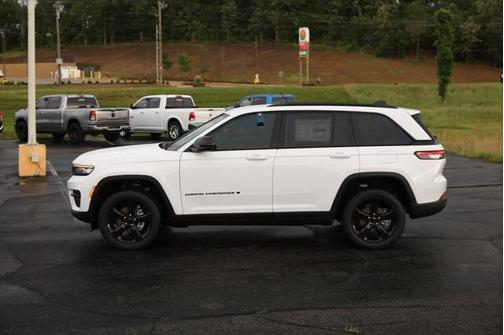 2025 Jeep Grand Cherokee Altitude