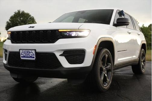 2025 Jeep Grand Cherokee Altitude