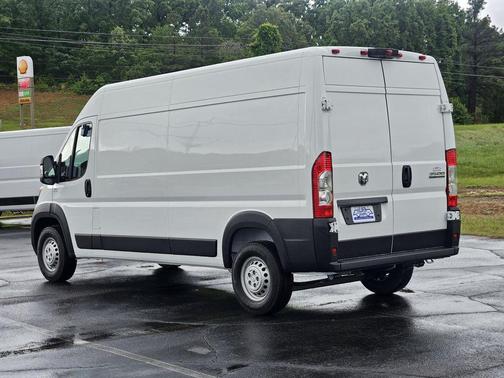Bright White Clearcoat 2026 RAM ProMaster 3500 High Roof