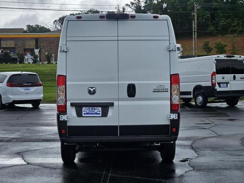 Bright White Clearcoat 2026 RAM ProMaster 3500 High Roof