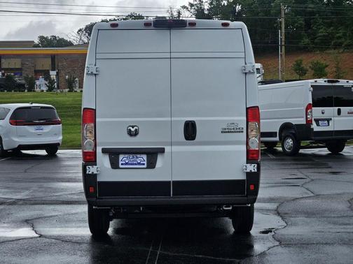 Bright White Clearcoat 2026 RAM ProMaster 3500 High Roof