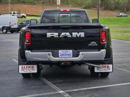 2026 RAM 3500 Tradesman Regular Cab 4x4 8' Box