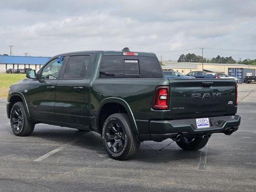 Serrano Green Metallic 2026 RAM 1500 Big Horn/Lone Star