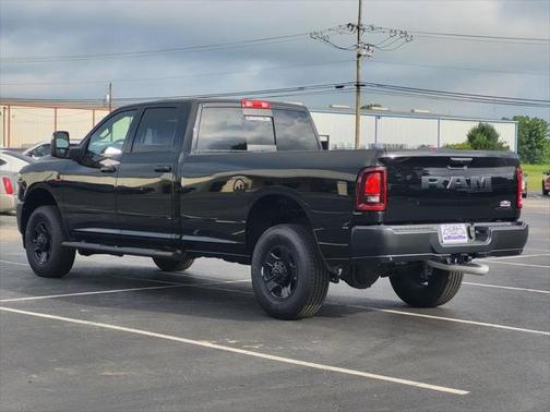 2025 RAM 3500 Tradesman Crew Cab 4x4 8' Box