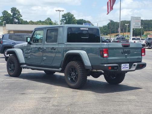 2025 Jeep Gladiator Sport