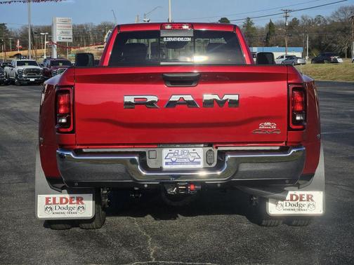 2026 RAM 3500 Tradesman Regular Cab 4x4 8' Box