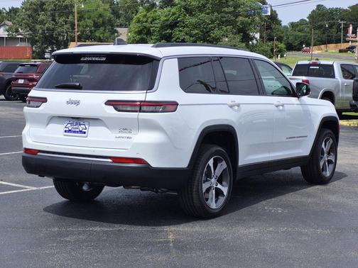 Bright White Clearcoat 2026 Jeep Grand Cherokee L Limited