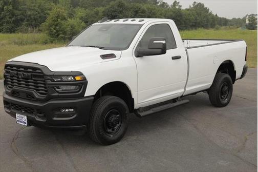 2025 RAM 2500 Tradesman Regular Cab 4x4 8' Box