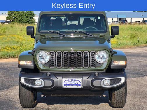 2024 Jeep Gladiator Sport S