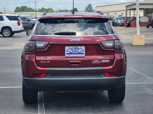 2022 Jeep Compass Latitude Lux