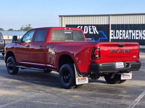 Molten Red Pearlcoat 2026 RAM 3500 Tradesman Crew Cab 4x4 8' Box