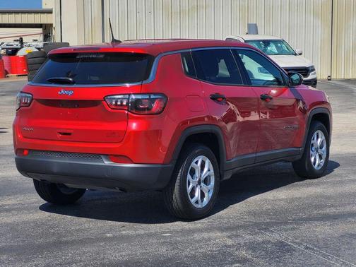 2025 Jeep Compass Sport