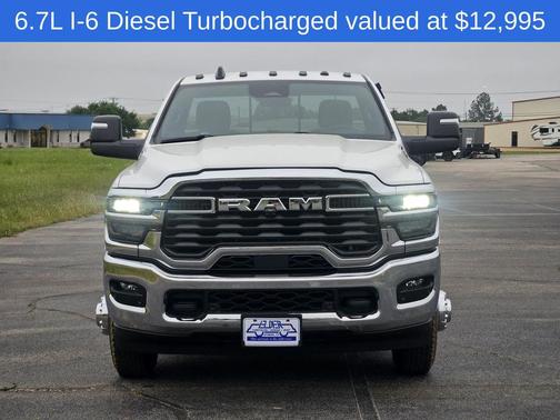 Bright White Clearcoat 2026 RAM 3500 Tradesman Regular Cab 4x4 8' Box