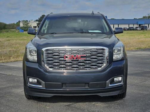 Dark Sky Metallic 2019 GMC Yukon Denali