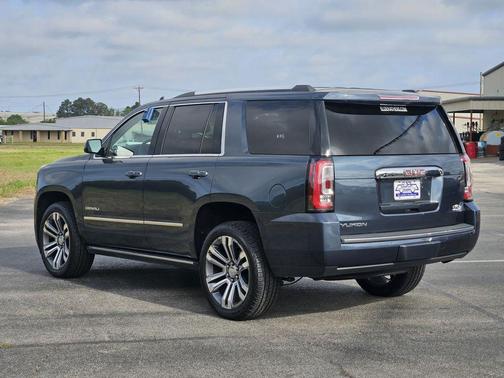 Dark Sky Metallic 2019 GMC Yukon Denali