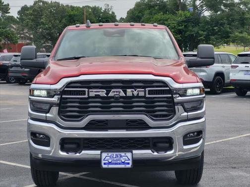2025 RAM 2500 Tradesman Crew Cab 4x4 6'4' Box