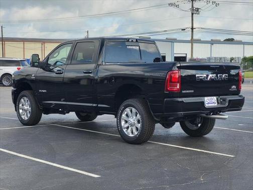 2025 RAM 2500 Laramie Crew Cab 4x4 6'4' Box