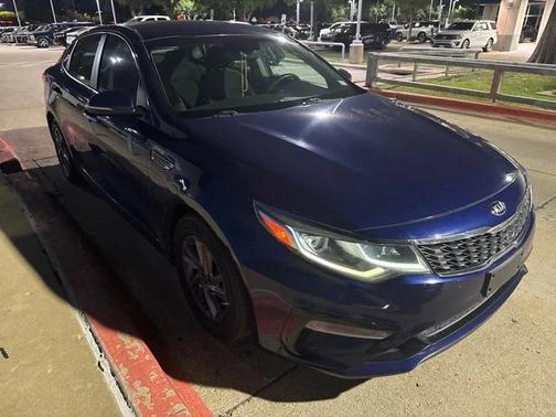 2020 Kia Optima LX