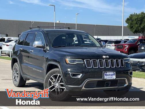 Diamond Black Crystal Pearlcoat 2017 Jeep Grand Cherokee Limited