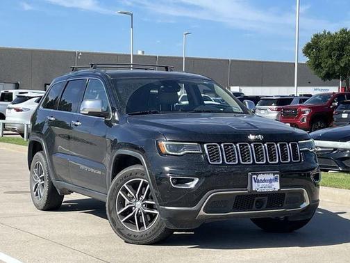 Diamond Black Crystal Pearlcoat 2017 Jeep Grand Cherokee Limited
