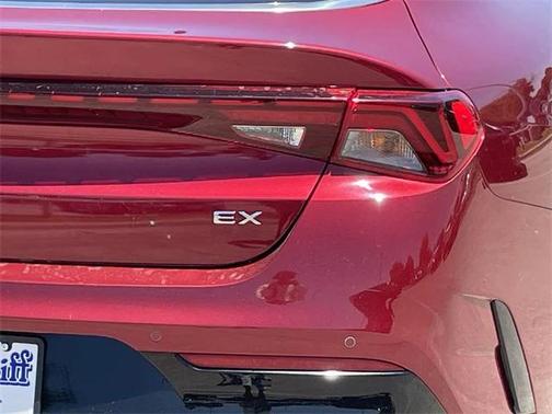 2021 Kia K5 EX